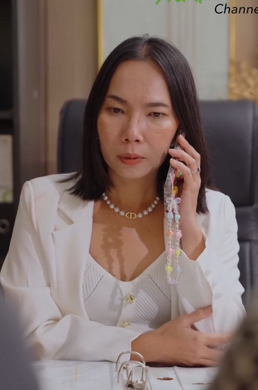 T0202001 เธอเป นล กท เก บมาเล ยง เธอไม แม แท ๆของเธอเป นมหาเศรษฐ จนกระท งว นน มาถ part 2